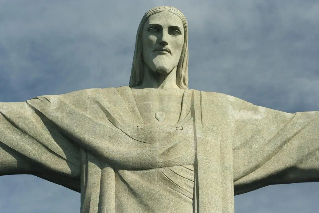 Image of the head and arms of Christ the Redeemer in Rio De Janeiro